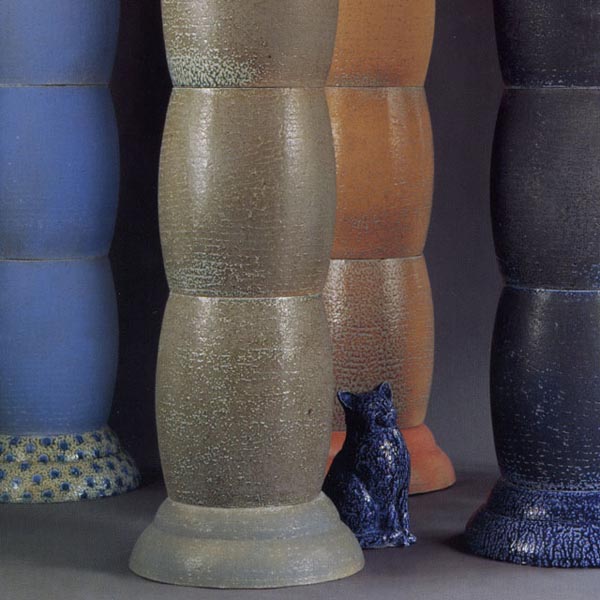 Søjler, som nu er bærende i et stort byggeri i Ulissingen, Holland, h. 2,54 cm, 2005