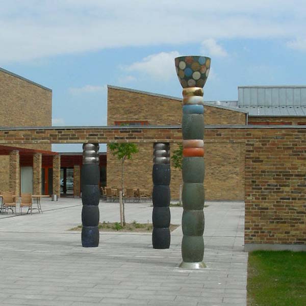 3 søjler i Ringsted, h. 2,10 m og 3,50 m, 2006